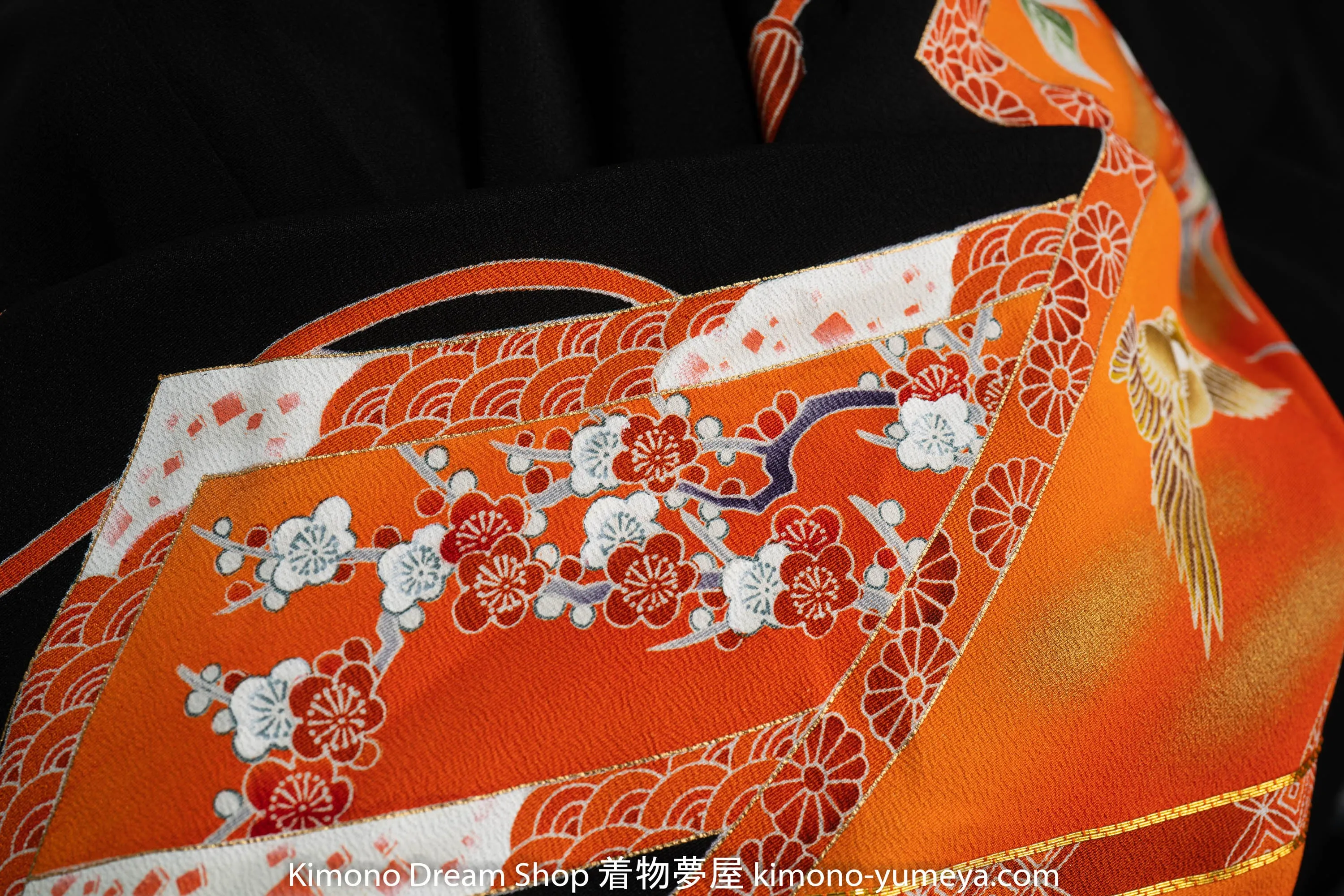 Beautiful Orange Pattern Tomesode - Women's Fashion - Village Mountains Castle Hiyoku Unique