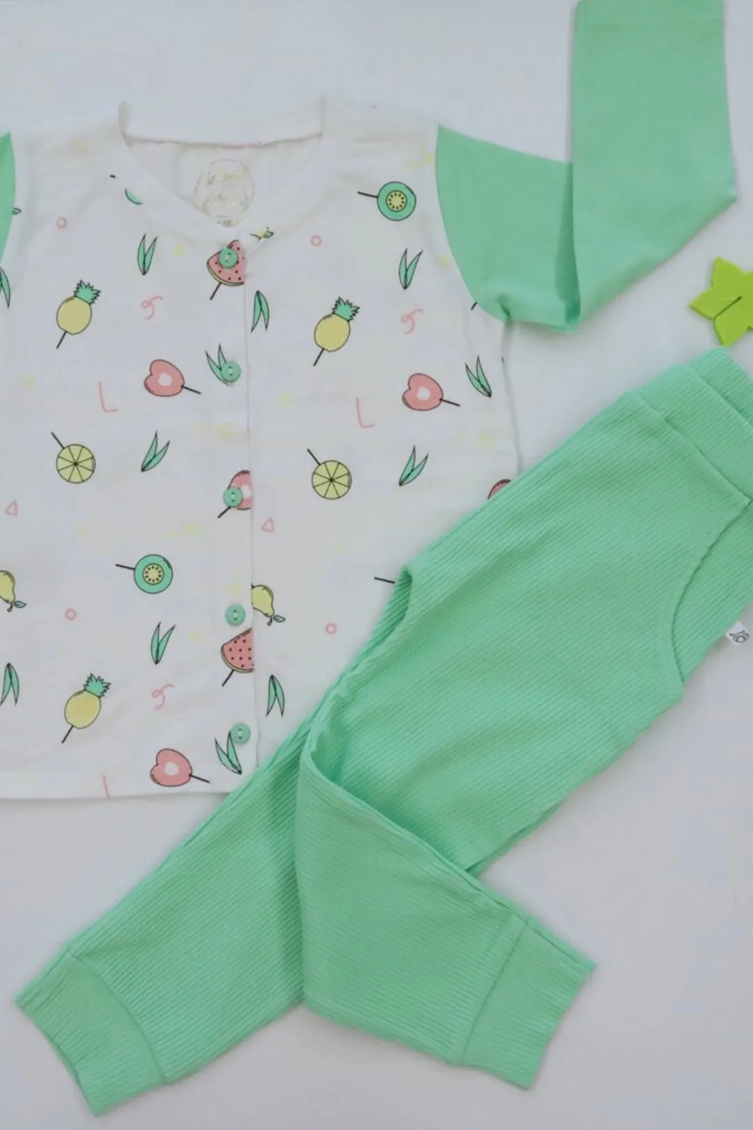 Green Spring-Kids-T-Shirt and Pant