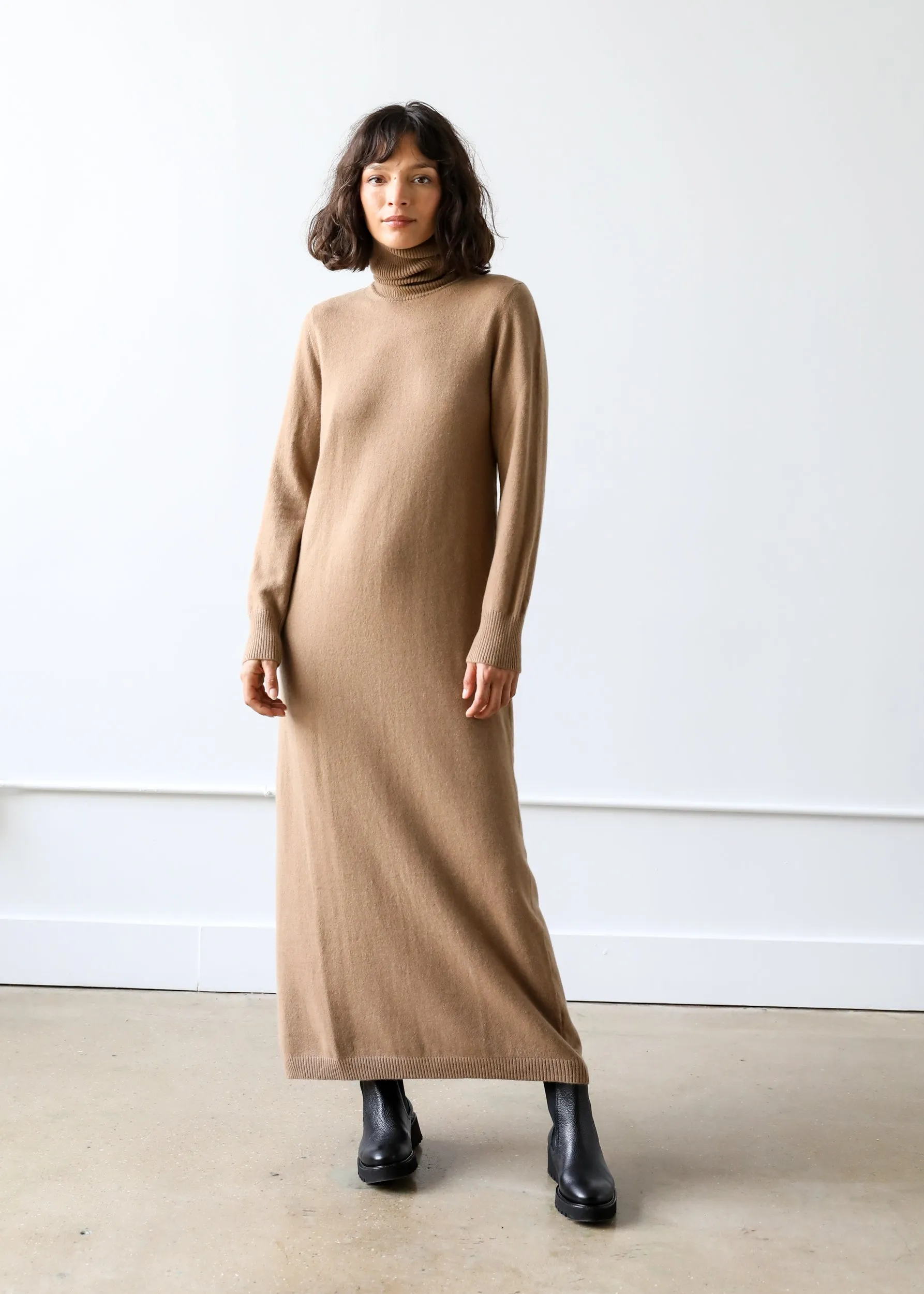 Lucia Turtleneck Dress in Camel Cashmere