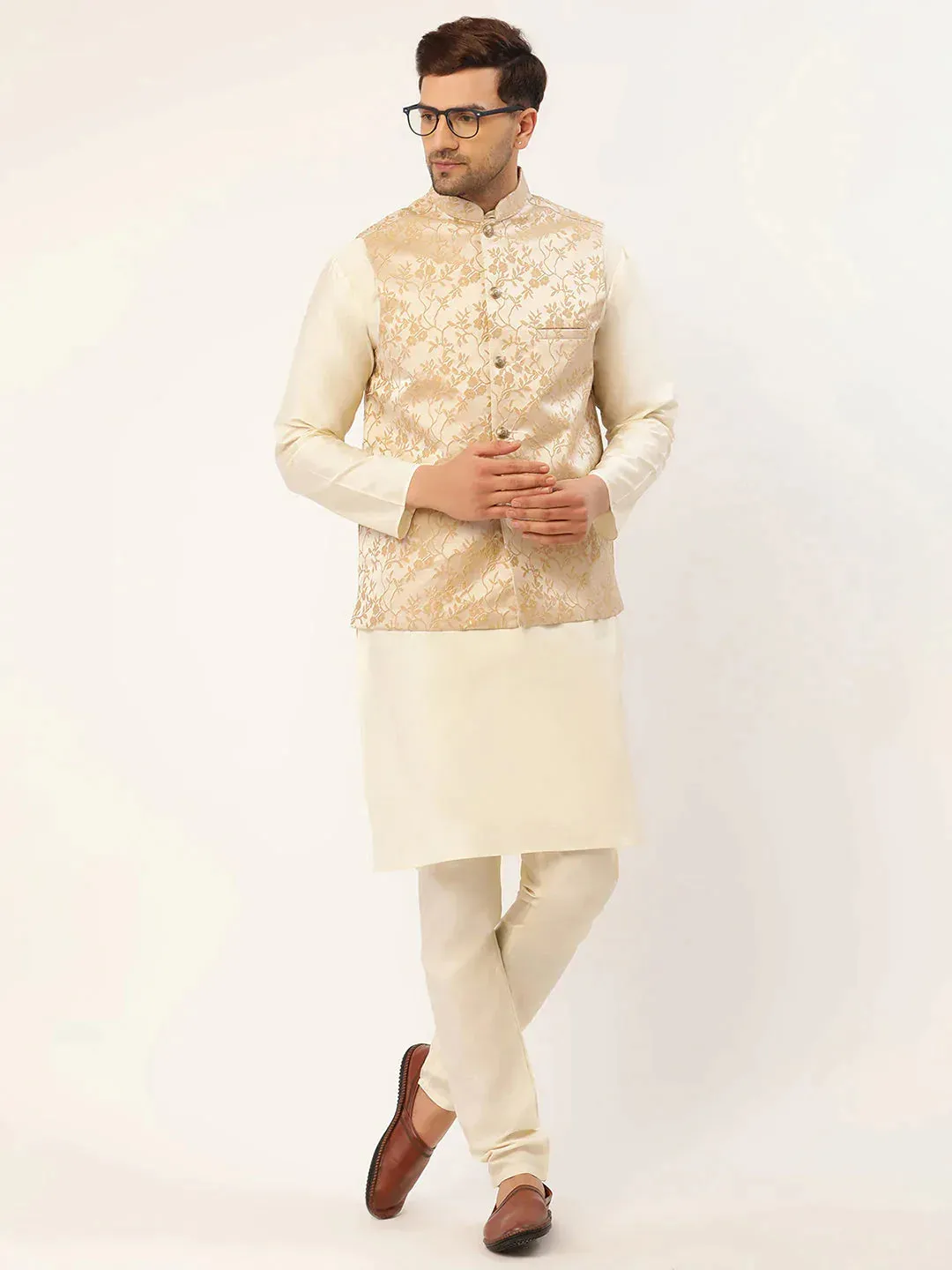 Men'S Solid Kurta Pyjama With Beige Floral Embroidered Nehru Jacket