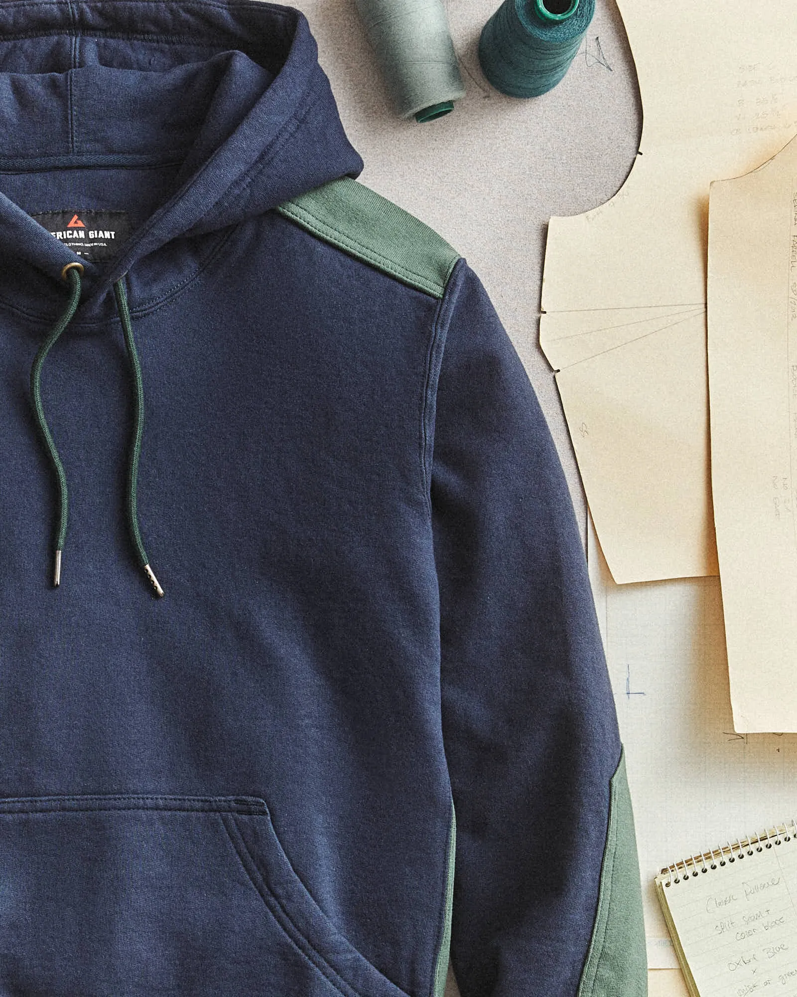 Vault Classic Pullover - Oxford Blue Vintage Pine