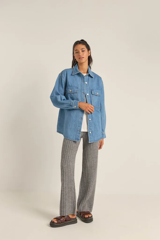 Women's Oversized Denim Shacket - Washed Blue